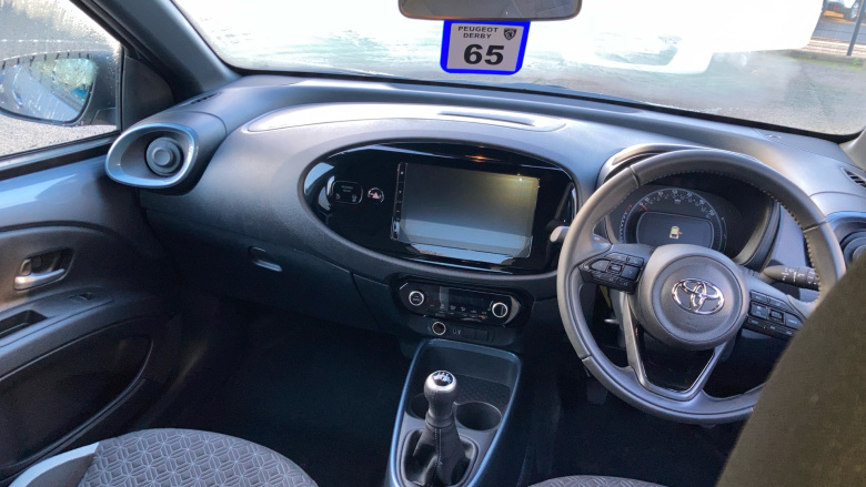 Toyota Aygo X 1.0 VVT-i Edge 5dr Petrol Hatchback